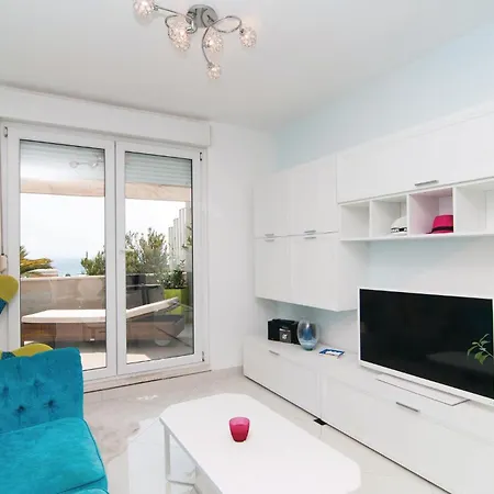 Awesome In With Kitchen