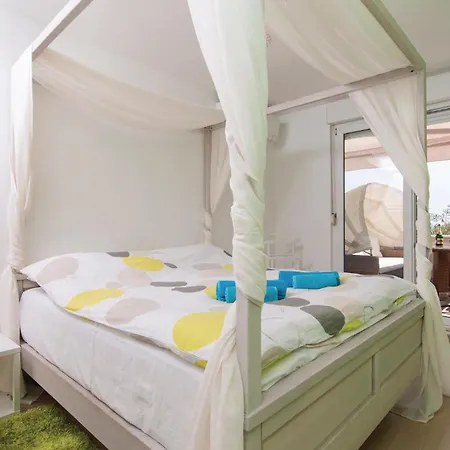 With Sea View 04 Appartamento Spalato